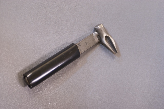 Bloom Right Hand Undercut
